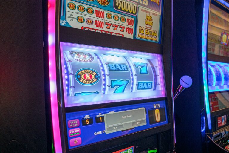 Mengenal Jenis-Jenis Slot Online Terpopuler